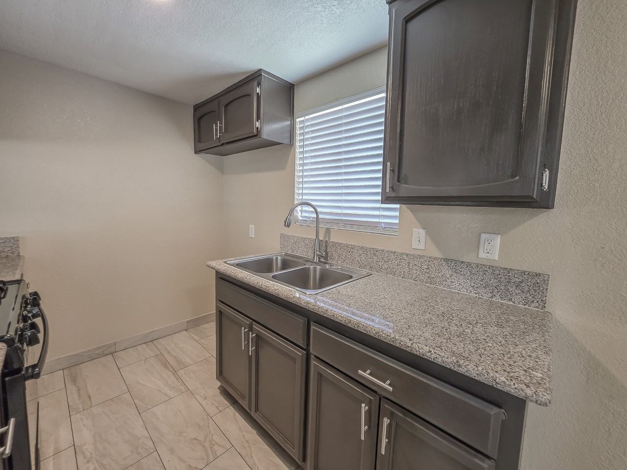 2704 Villalovos Ct #2 - Photo 6 of 14