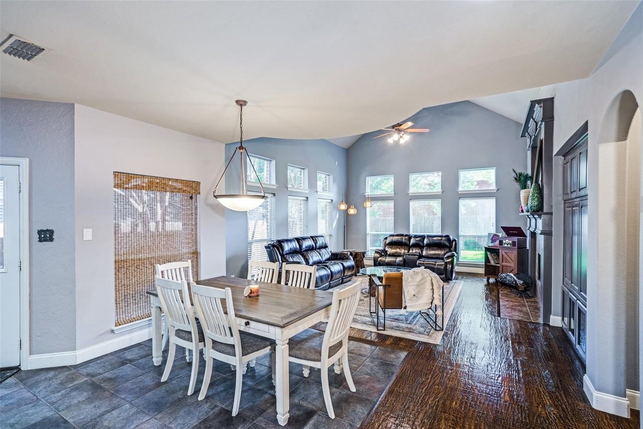 4112 Tiffany Dr #NA - Photo 4 of 18