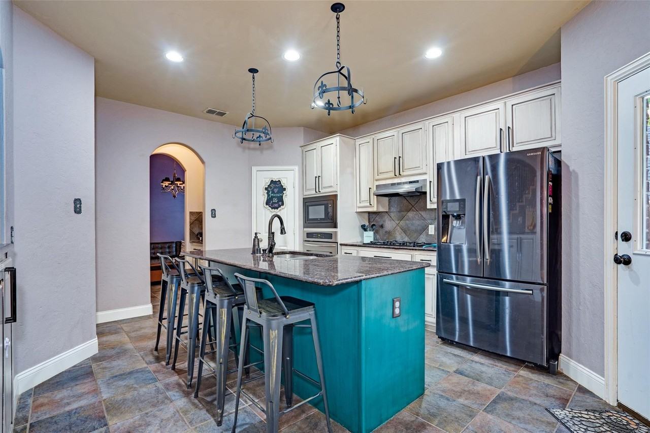 4112 Tiffany Dr #NA - Photo 5 of 18