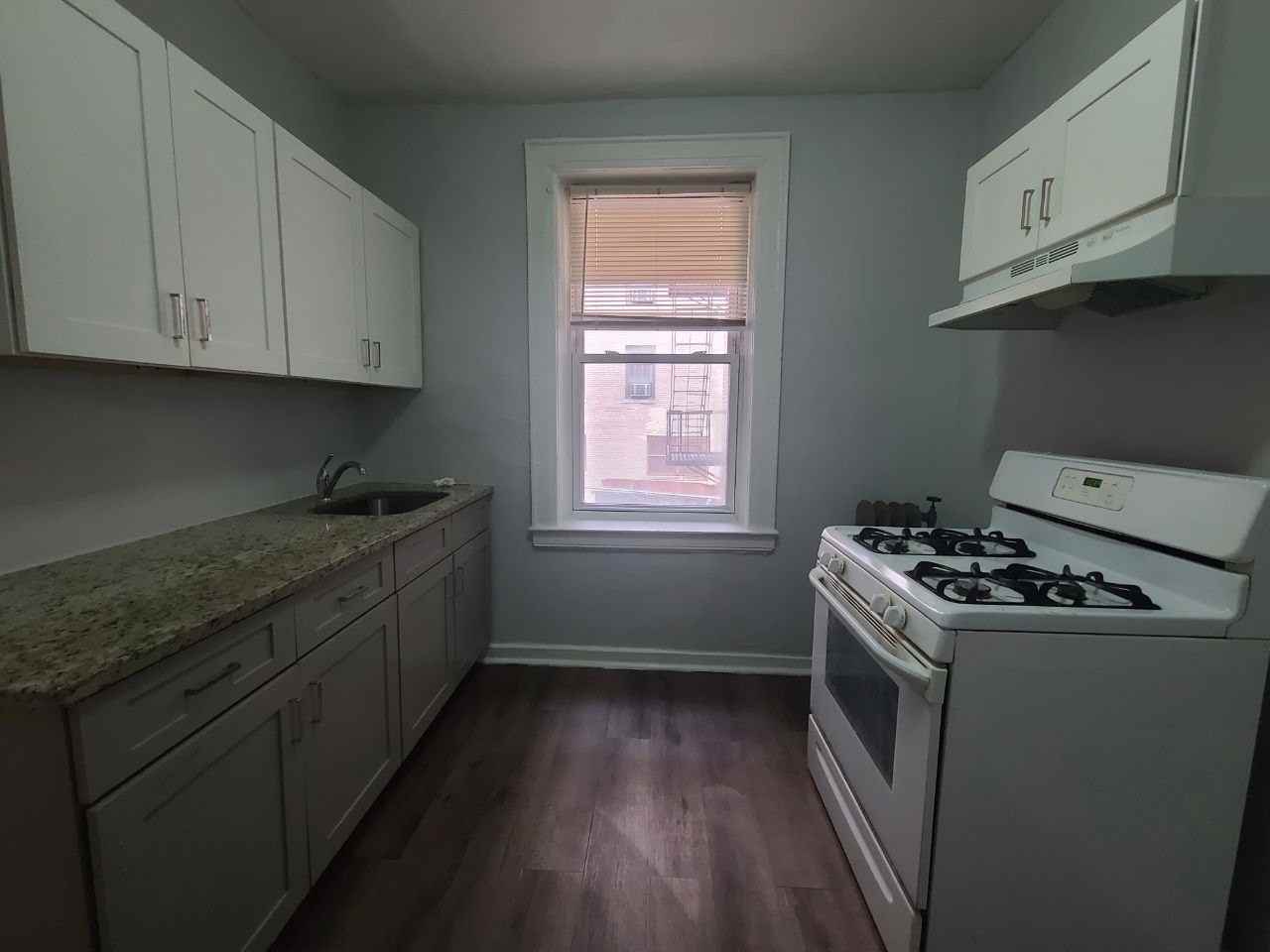61 S Munn Ave #104 - Photo 2 of 4
