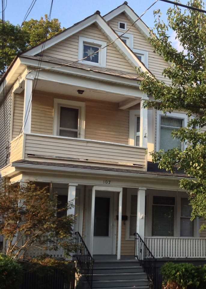 107 Melrose Ave #2ndFL