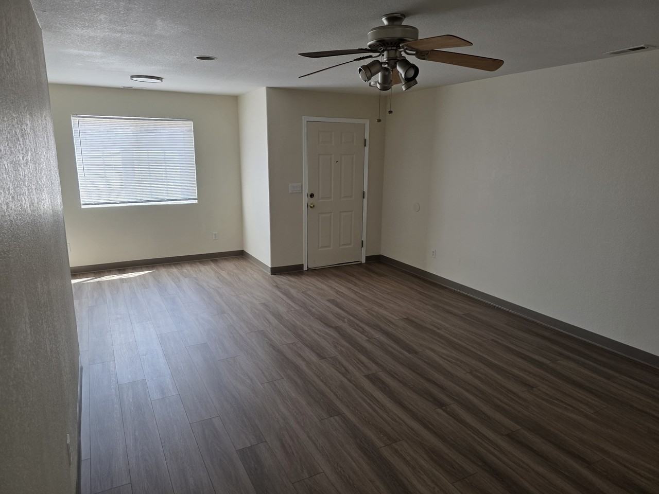 2823 Ontario St #NA - Photo 3 of 9