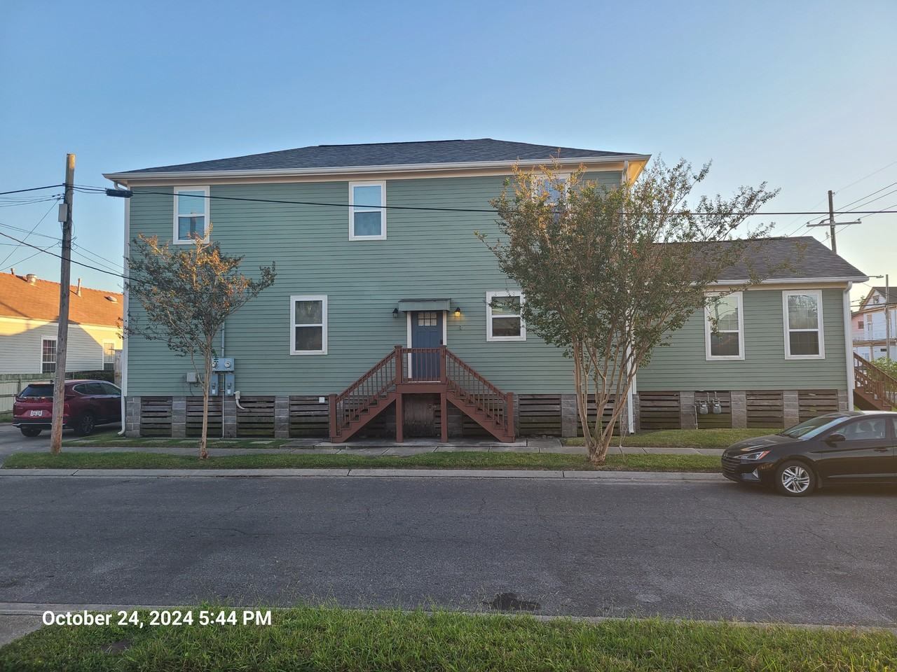 2435 Robert St #1 - Photo 3 of 25