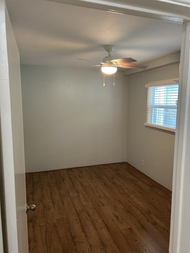 4115 E Ocean Blvd #1 - Photo 2 of 10