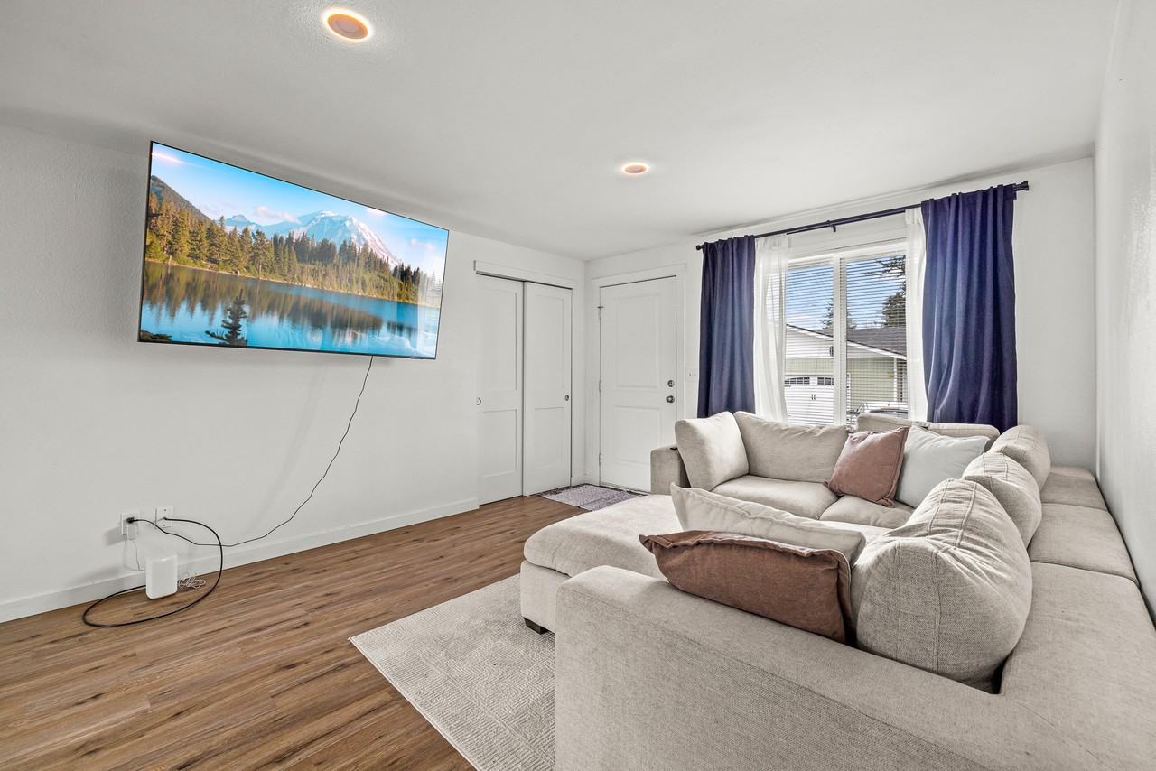 402 166th St S #NA - Photo 2 of 21