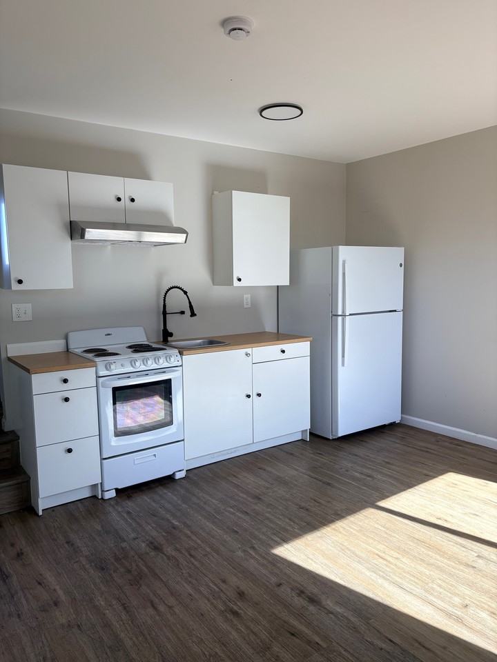 4475 Polk Ave - Photo 2 of 12