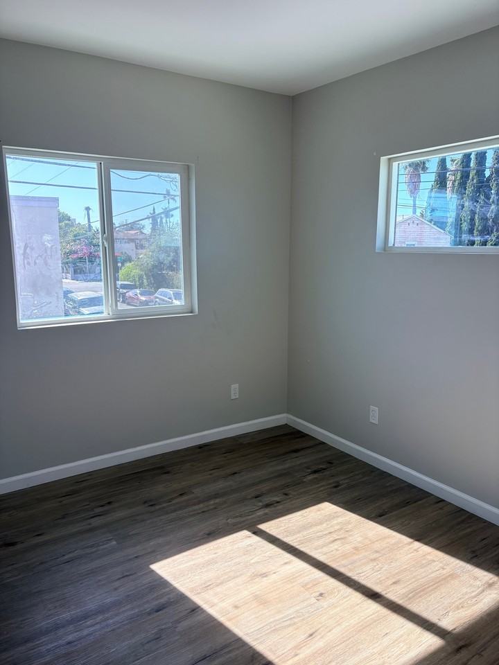 4475 Polk Ave - Photo 7 of 12