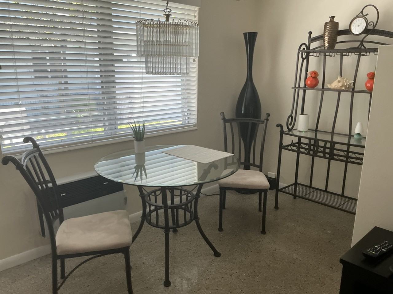 4205 Bougainvilla Dr #3 - Photo 4 of 7