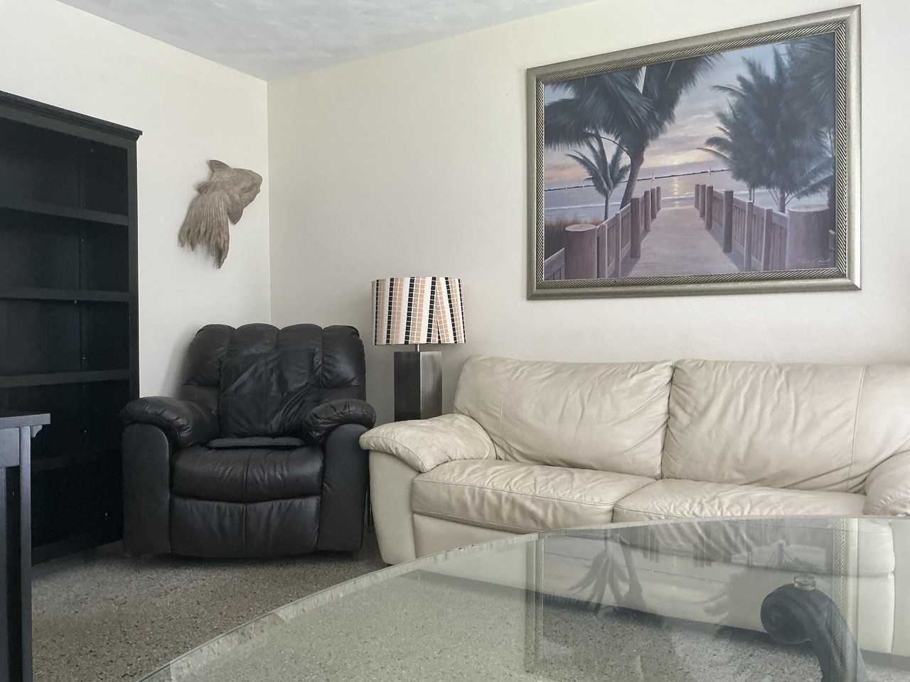 4205 Bougainvilla Dr #3 - Photo 5 of 7