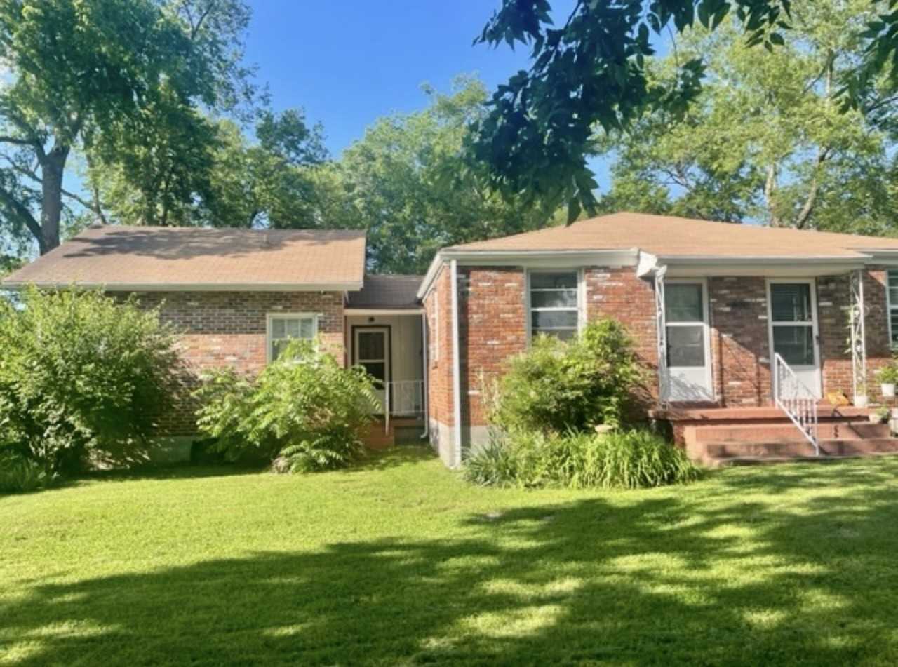 400 Acklen Park Dr #3 - Photo 3 of 5