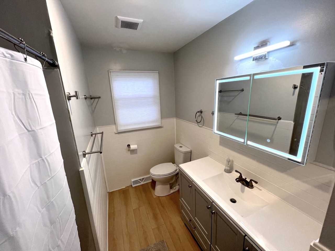 2202 12th St #1 - Photo 4 of 4