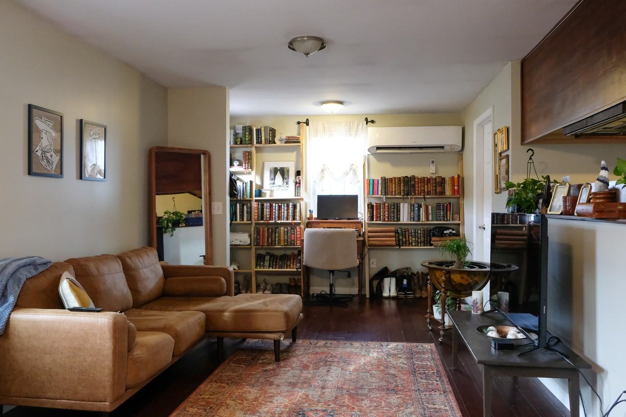 925 Fairwin Ave #B - Photo 3 of 19