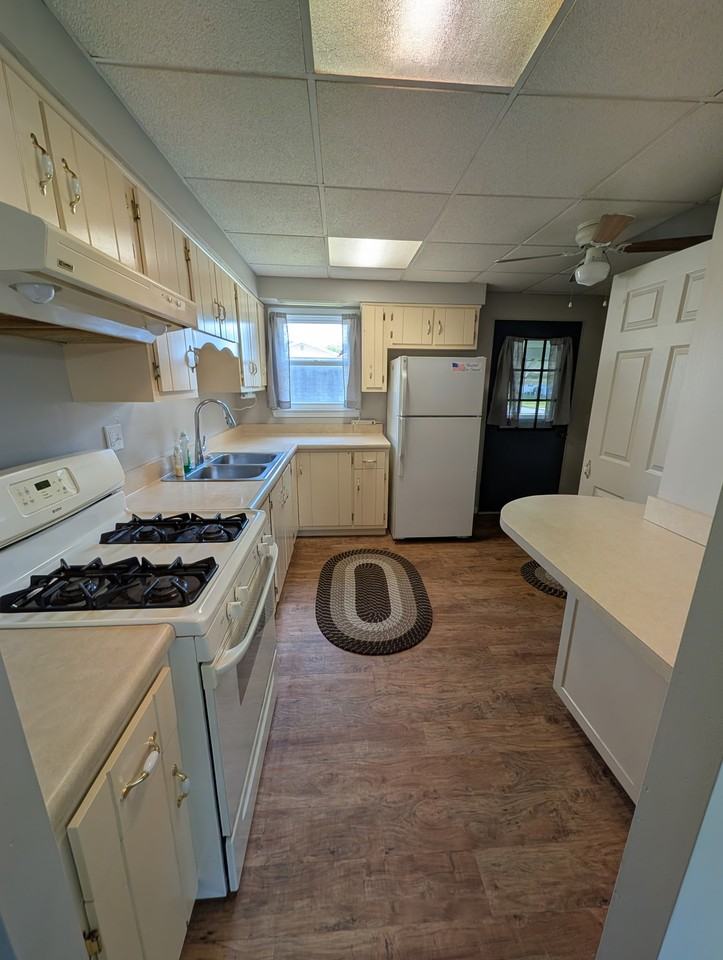 185 Walnut St #NA - Photo 3 of 20