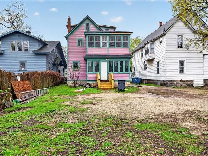 417 Locust St #2 - Photo 2 of 6