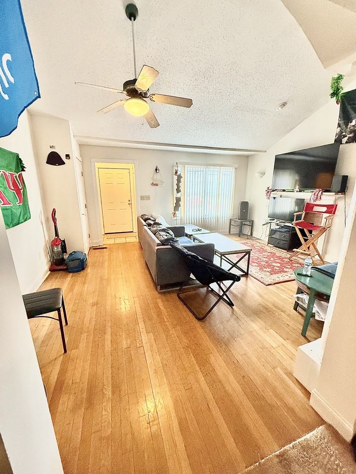 1618 1st Ave #NA - Photo 3 of 21