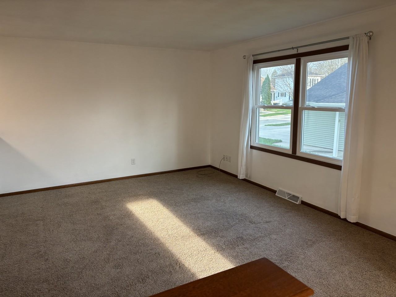 615 16th Ave #615 - Photo 2 of 15