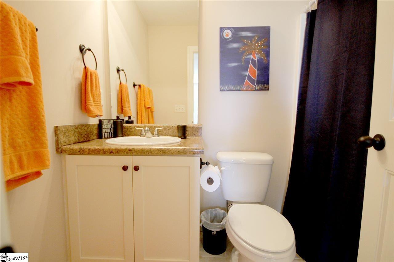 38 Crossland Way #NA - Photo 6 of 12