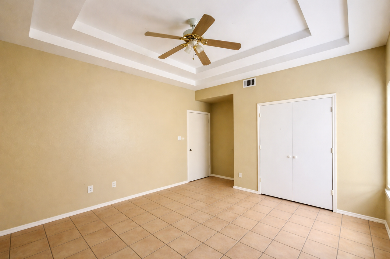 3802 Clavel St #7 - Photo 6 of 7