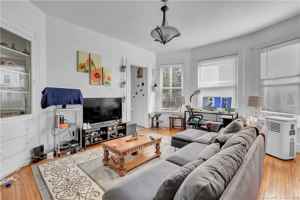 featured image of 315 Alden Ave #1