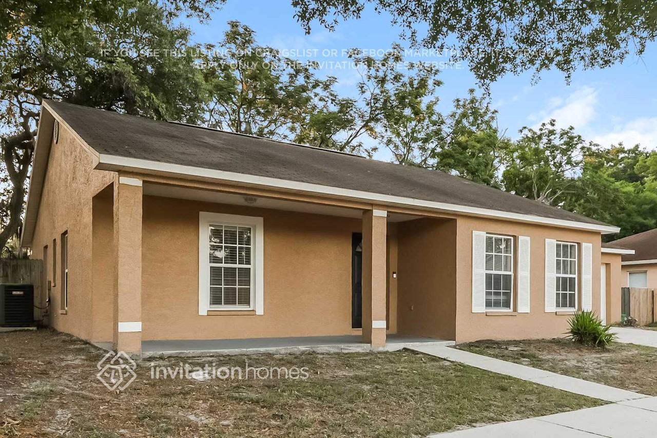 8514 Queen Brooks Ct - Photo 3 of 17