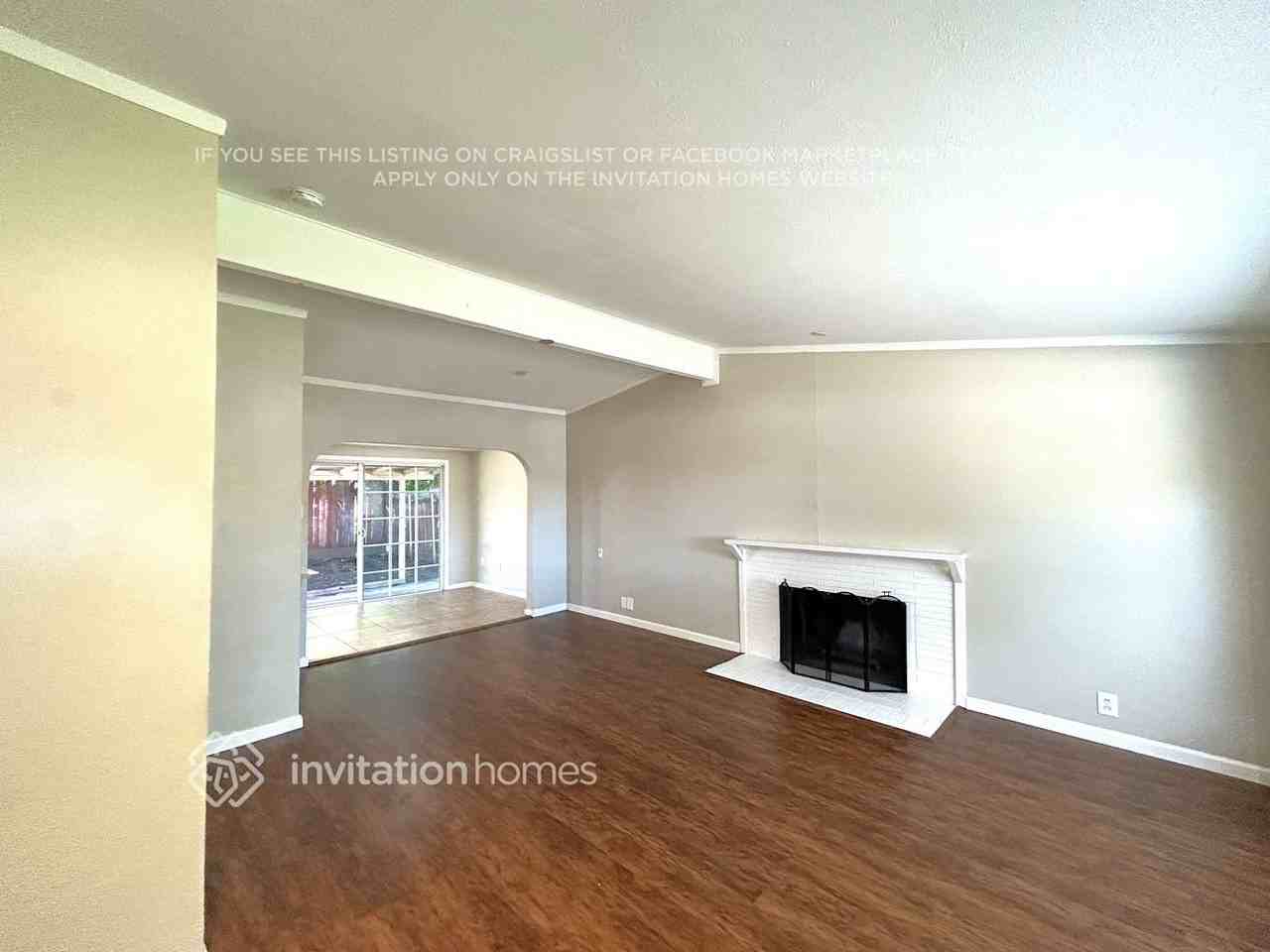 3413 Lerwick Rd - Photo 4 of 18