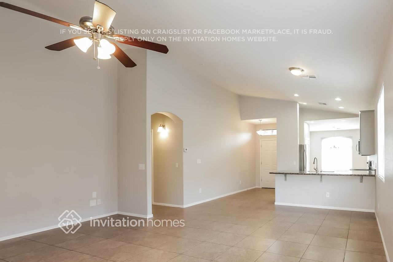 3726 W Apollo Rd - Photo 4 of 16