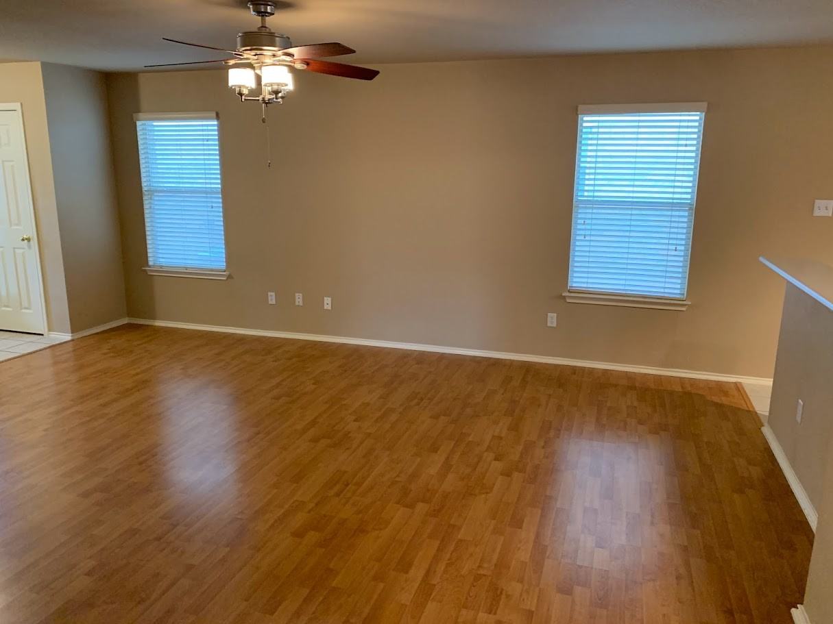 11506 Bruce Jenner Ln #1 - Photo 5 of 19