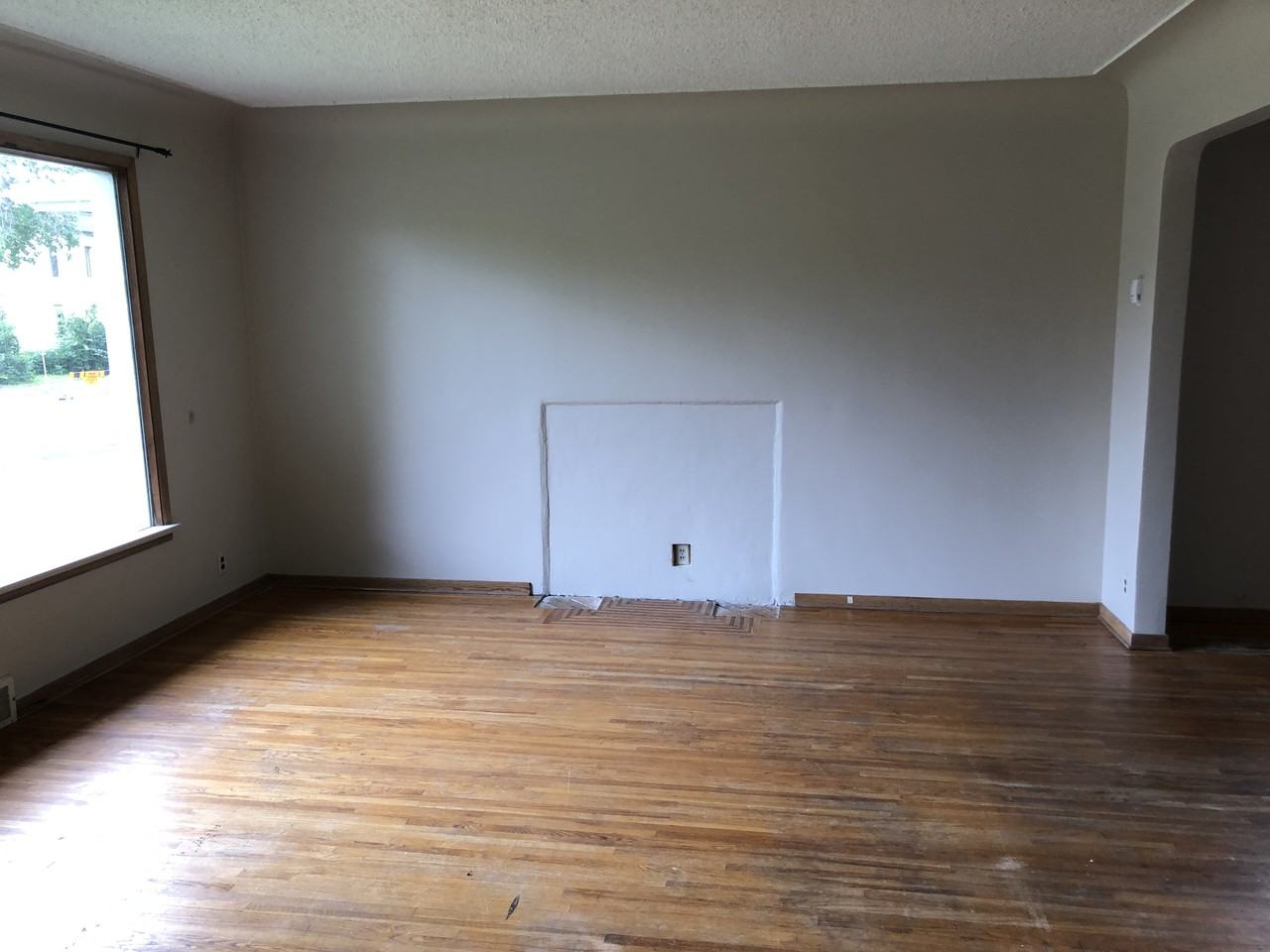 11107 75 Avenue - Photo 5 of 24