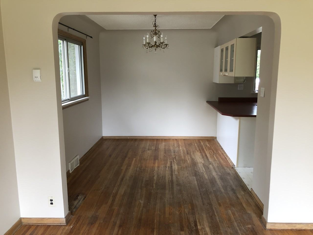 11107 75 Avenue - Photo 7 of 24