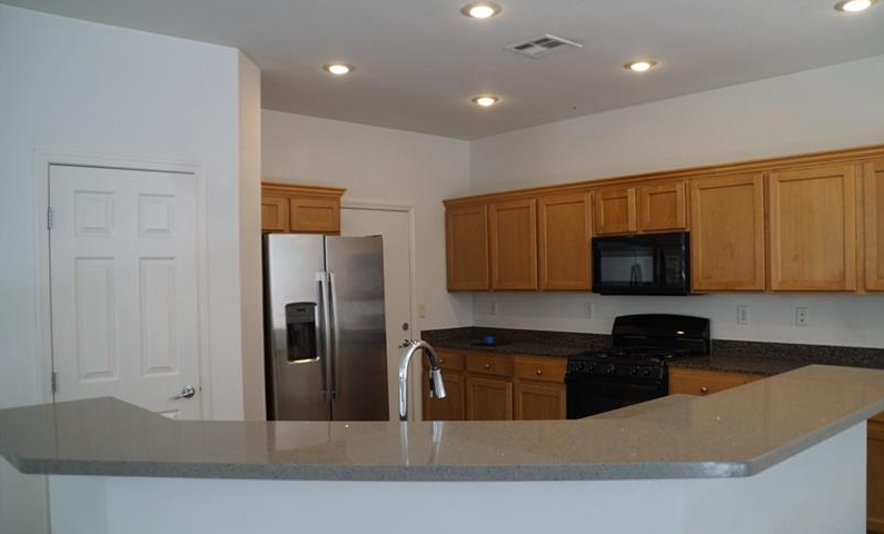 494 Newberry Springs Dr #1 - Photo 2 of 37