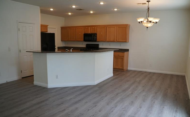 494 Newberry Springs Dr #1 - Photo 3 of 37