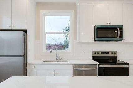 Catherine Mews Apartments - Photo 4 of 50