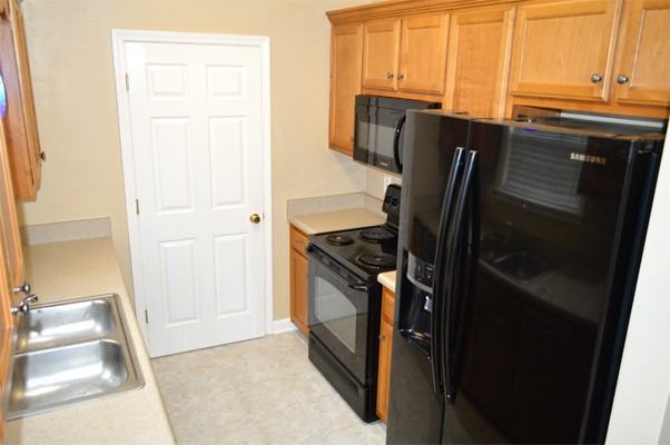 2271 Dewey Dr #1 - Photo 5 of 10