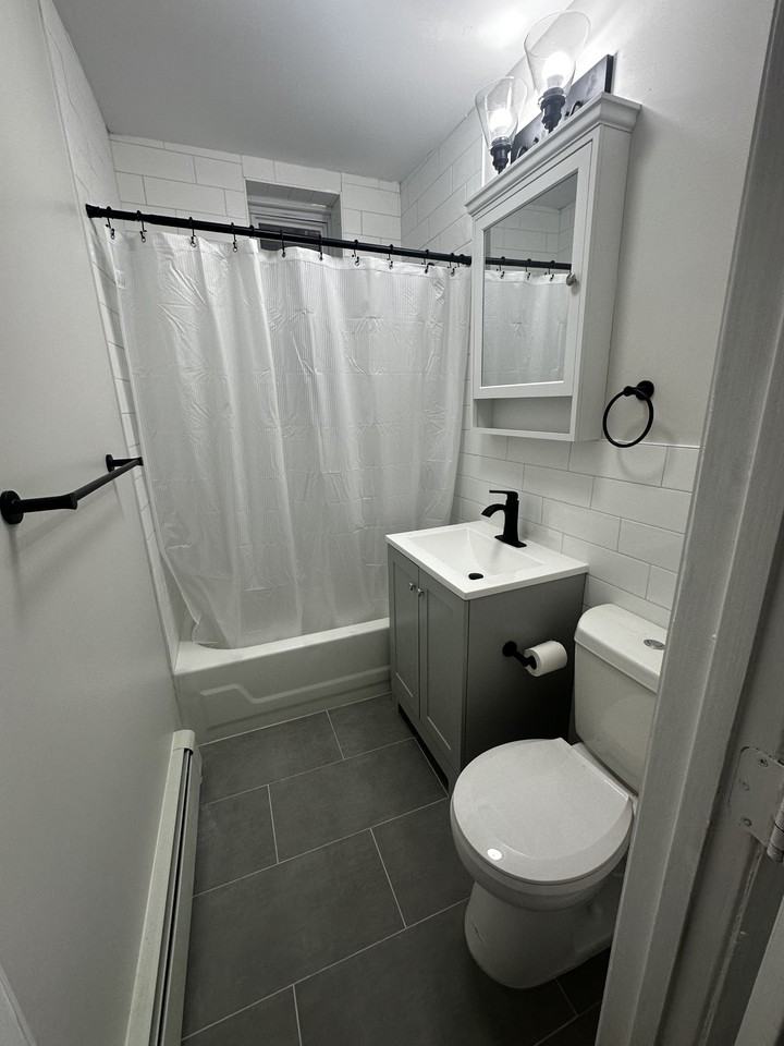 514-516 John F Kennedy BlvdApartment 2 #02 - Photo 2 of 5