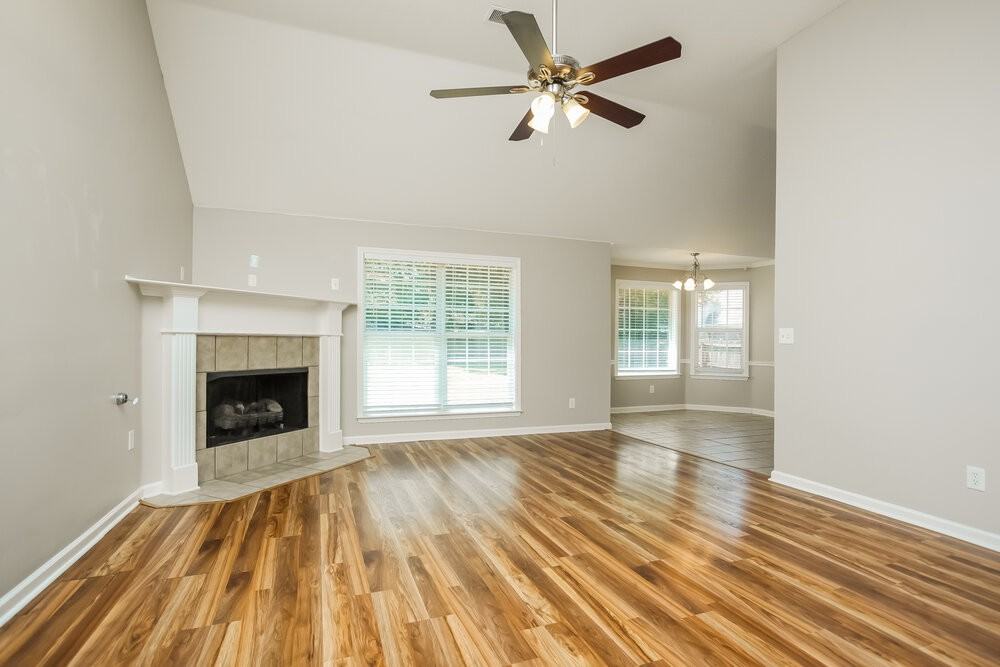 8911 Oak Grove Blvd - Photo 3 of 16