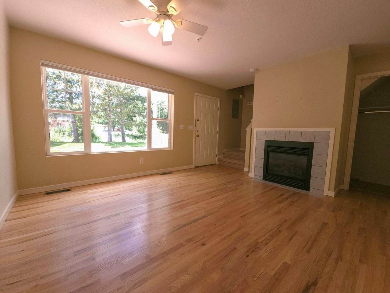 3790 Colorado Ave #E - Photo 7 of 18