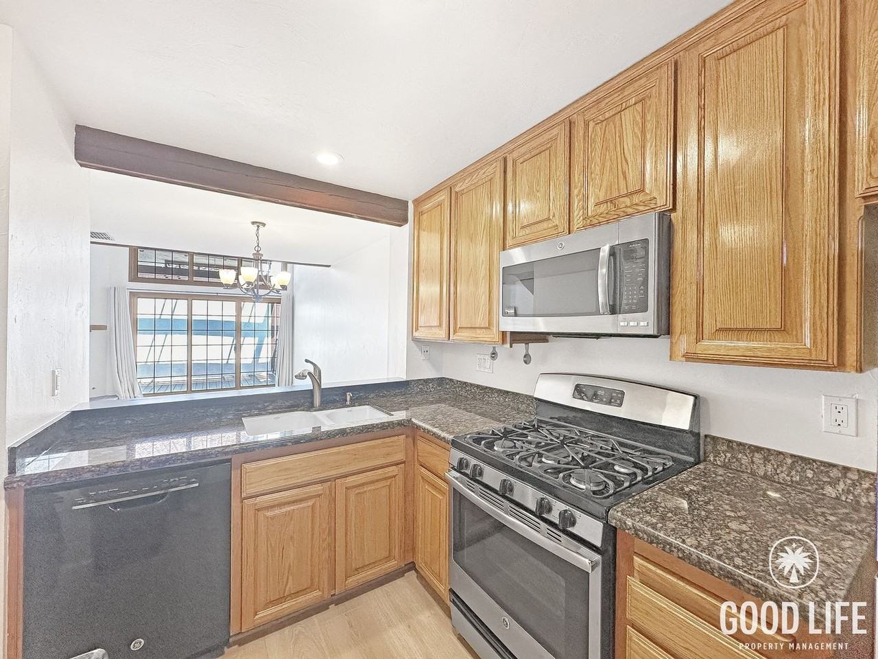 8614 Villa La Jolla Dr #2 - Photo 5 of 20