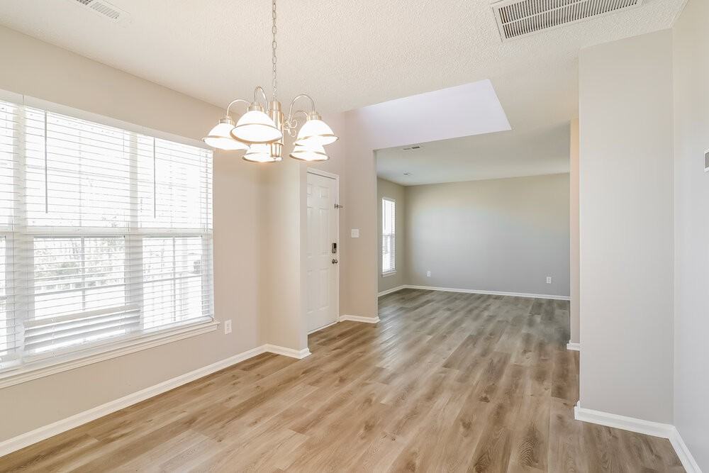 2909 Dairywood Ln - Photo 7 of 17