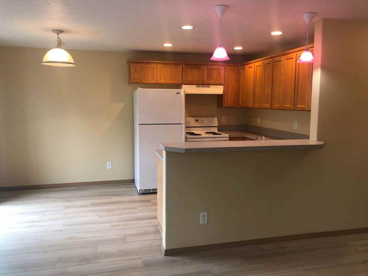 5787 Sunstone St Se - Photo 4 of 18