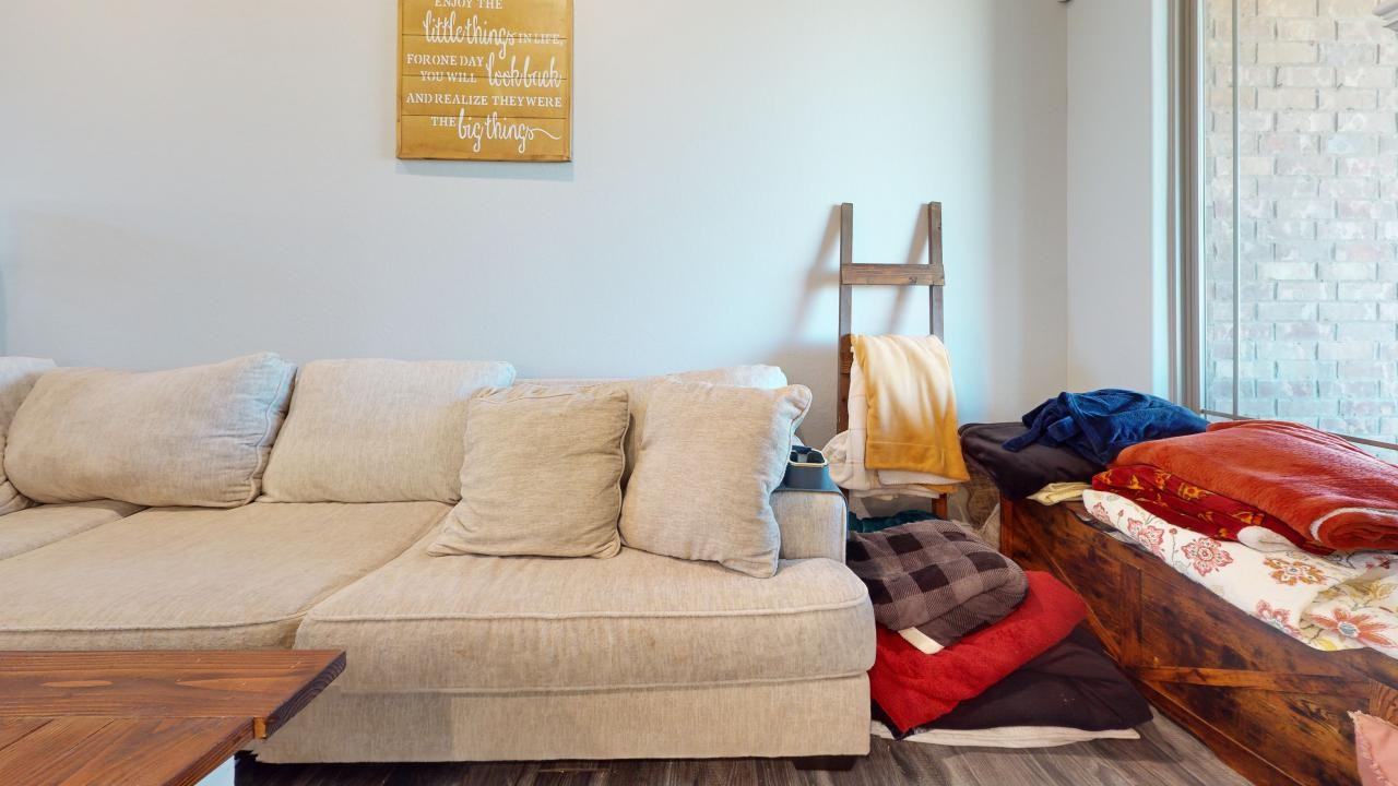 5592 Ne Tadpole Dr #1 - Photo 3 of 16