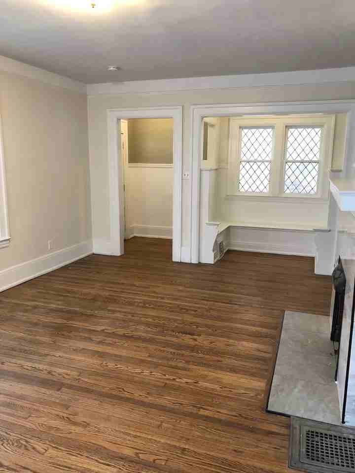 721 Hazelwood St - Photo 7 of 21