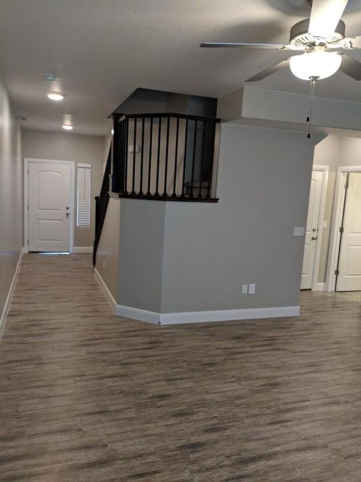 1001 W Curly Hollow Dr #63 - Photo 4 of 11