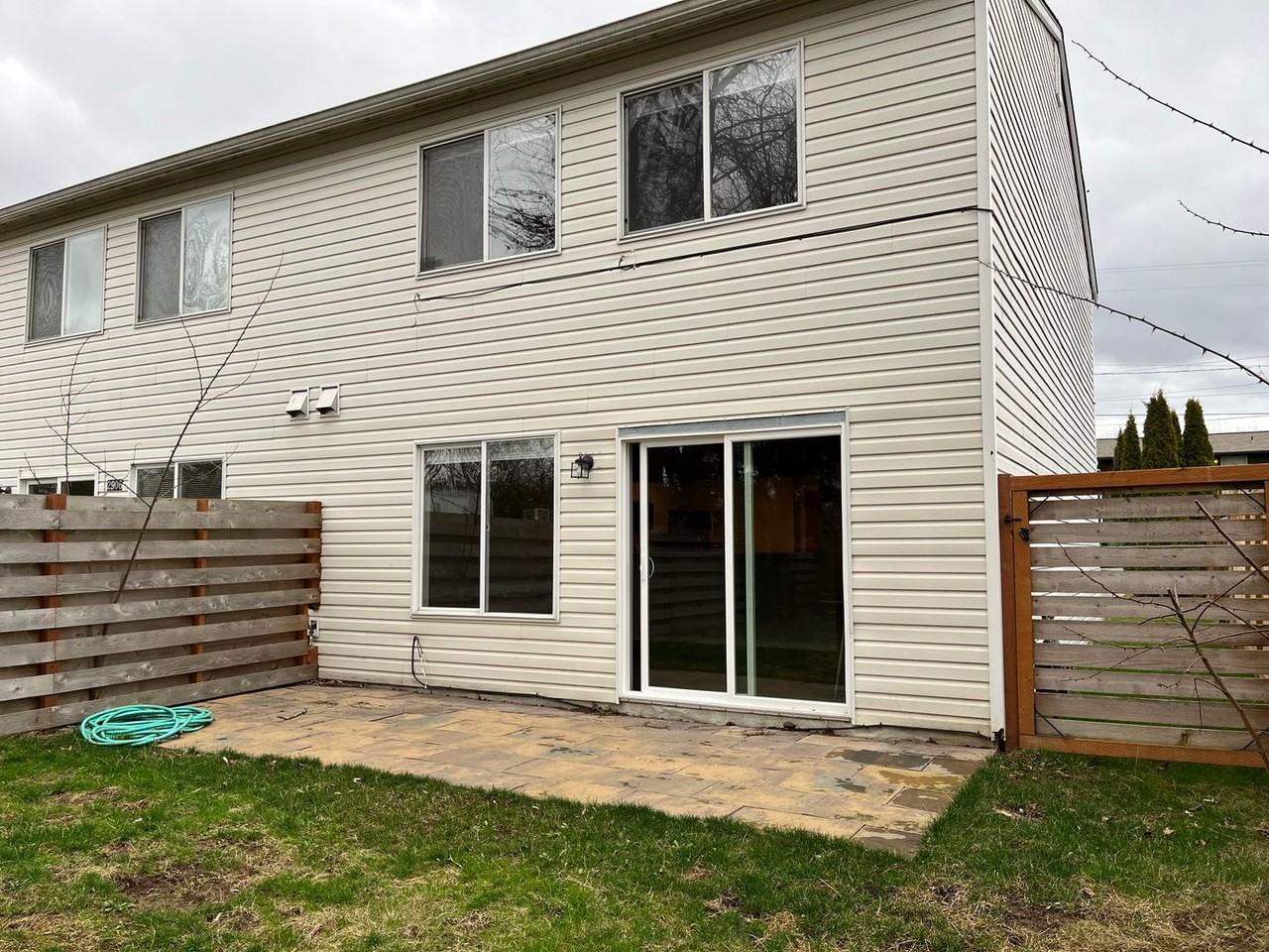 2904 Lincoln St - Photo 2 of 21