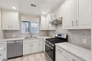 854 University Ave - Photo 1 of 1