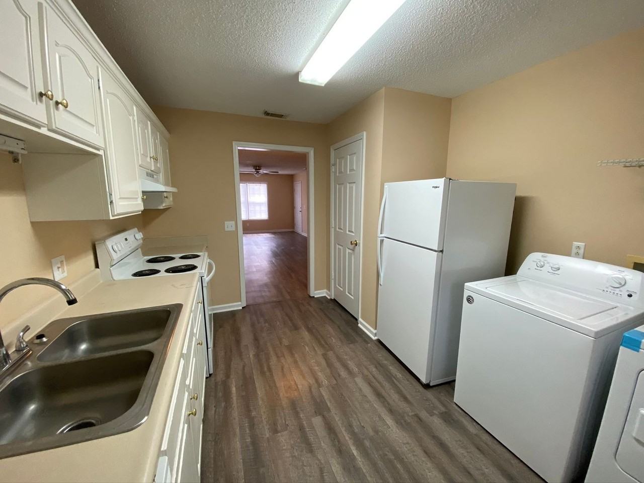1205 Beaver Creek Dr - Photo 6 of 13