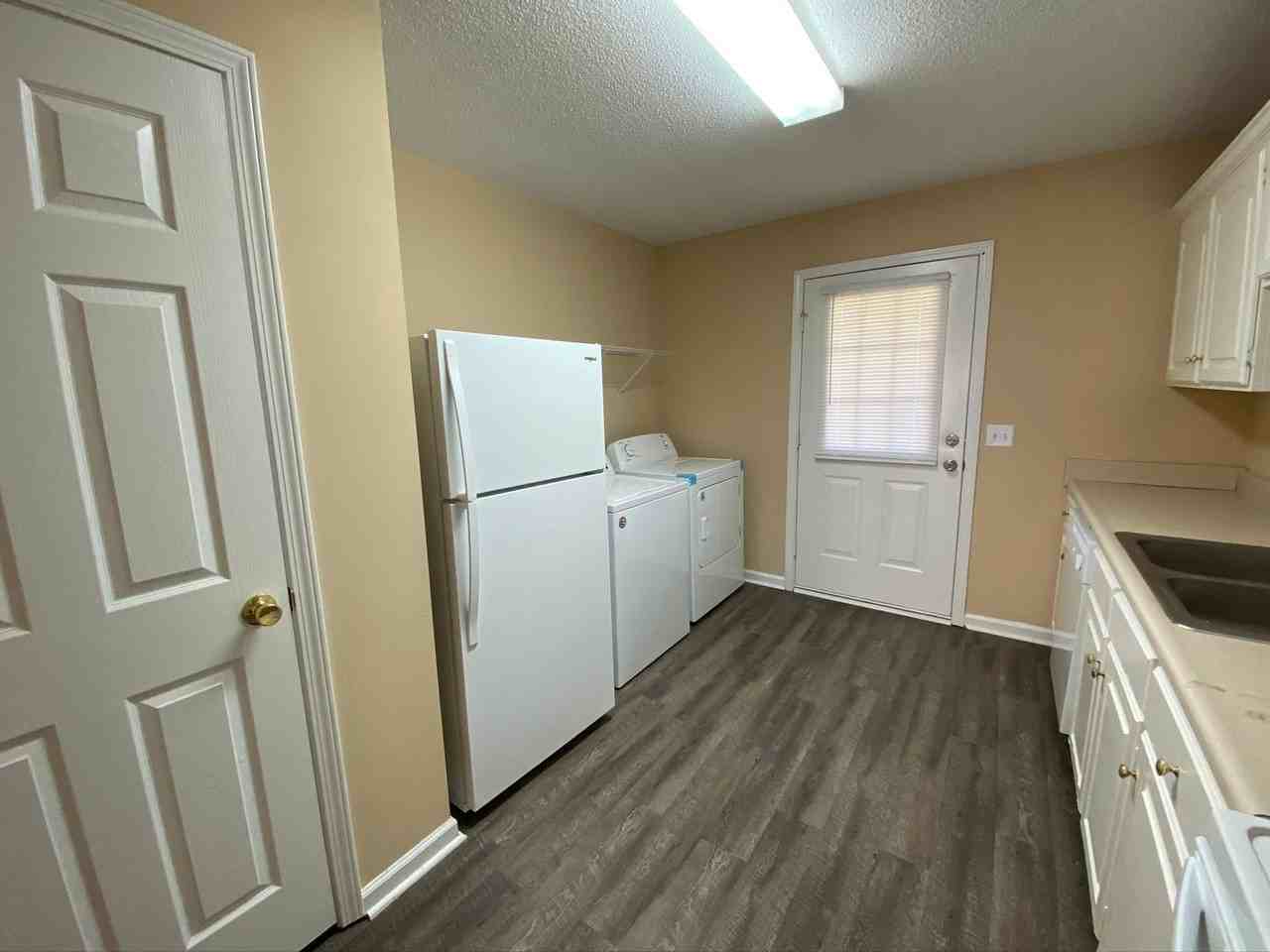 1205 Beaver Creek Dr - Photo 7 of 13