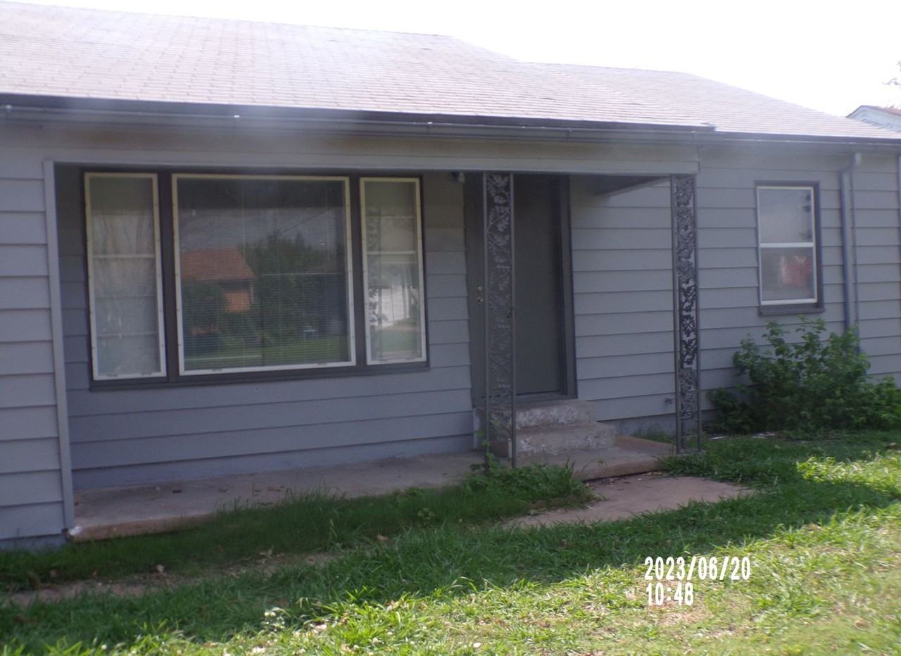 5 Nw 29th St - Photo 2 of 14