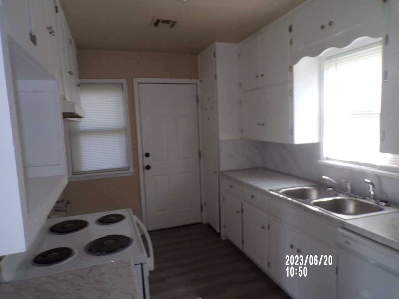 5 Nw 29th St - Photo 5 of 14