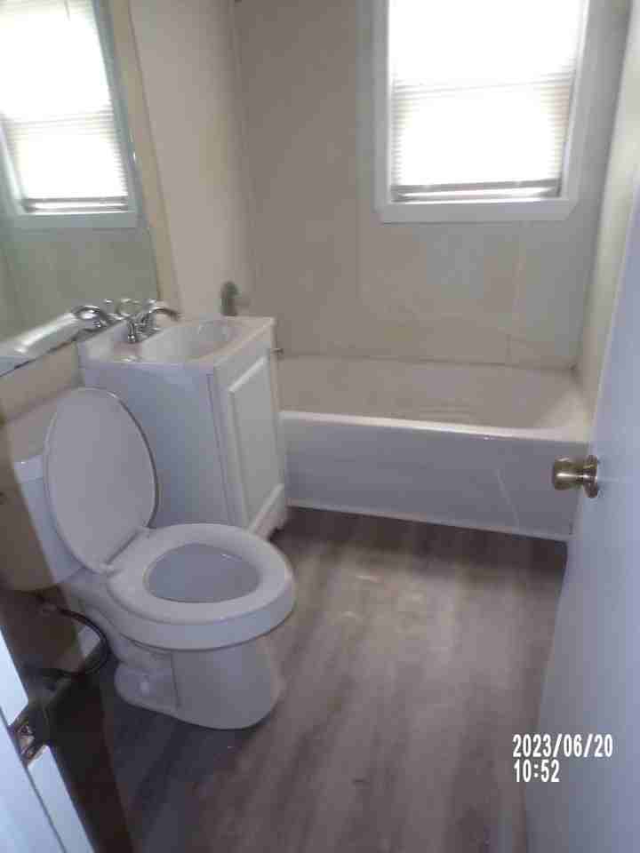 5 Nw 29th St - Photo 7 of 14