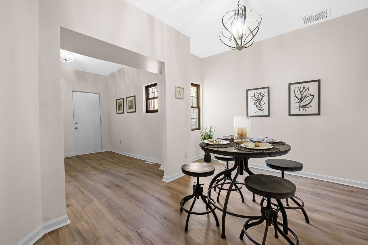 826 Walnut St - Photo 5 of 23